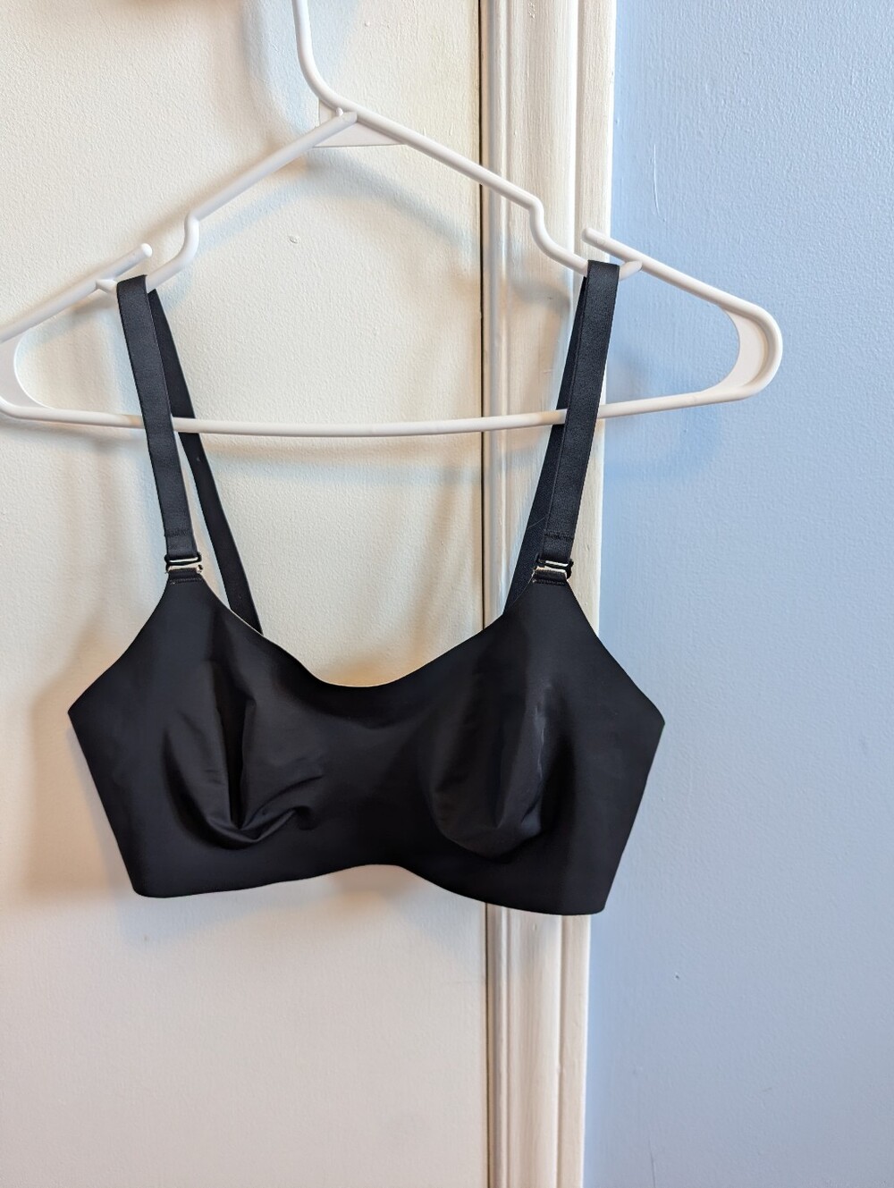 Knix Evolution Reversible Wireless Bra Black Nude - Size 4